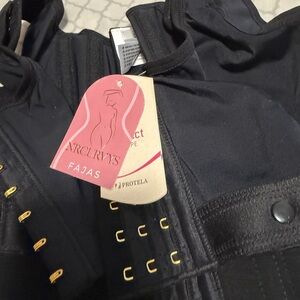 Black Waist Trainer with Hook Closures